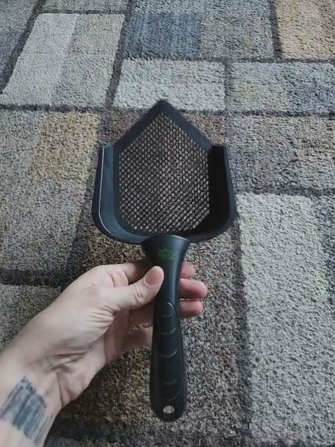 Sand Boa Poop Scoop